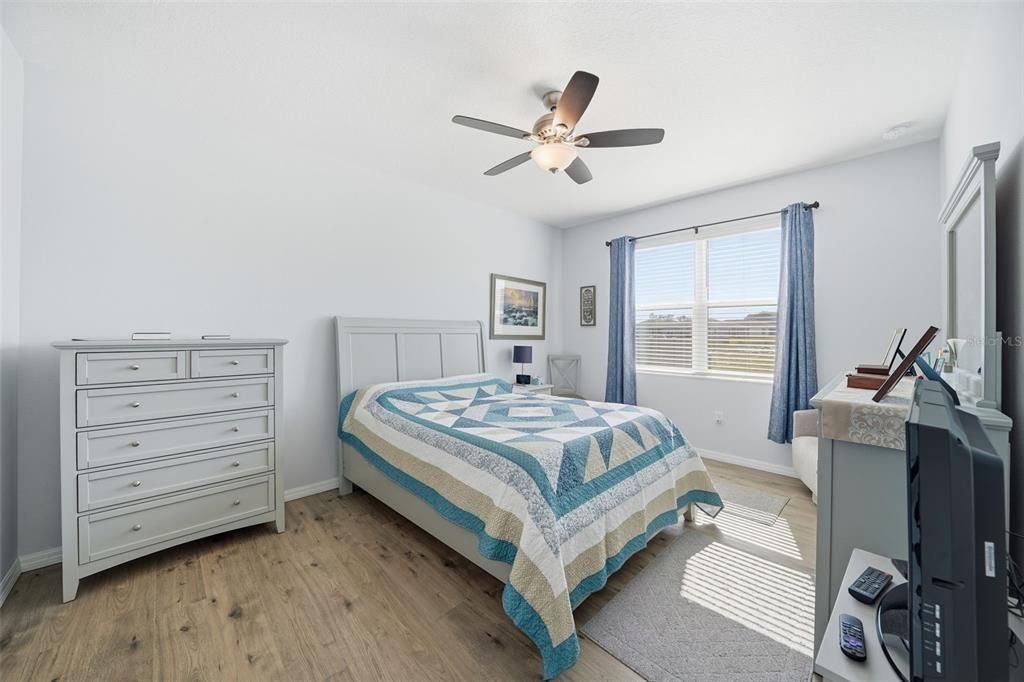 For Sale: $349,900 (3 beds, 2 baths, 1783 Square Feet)