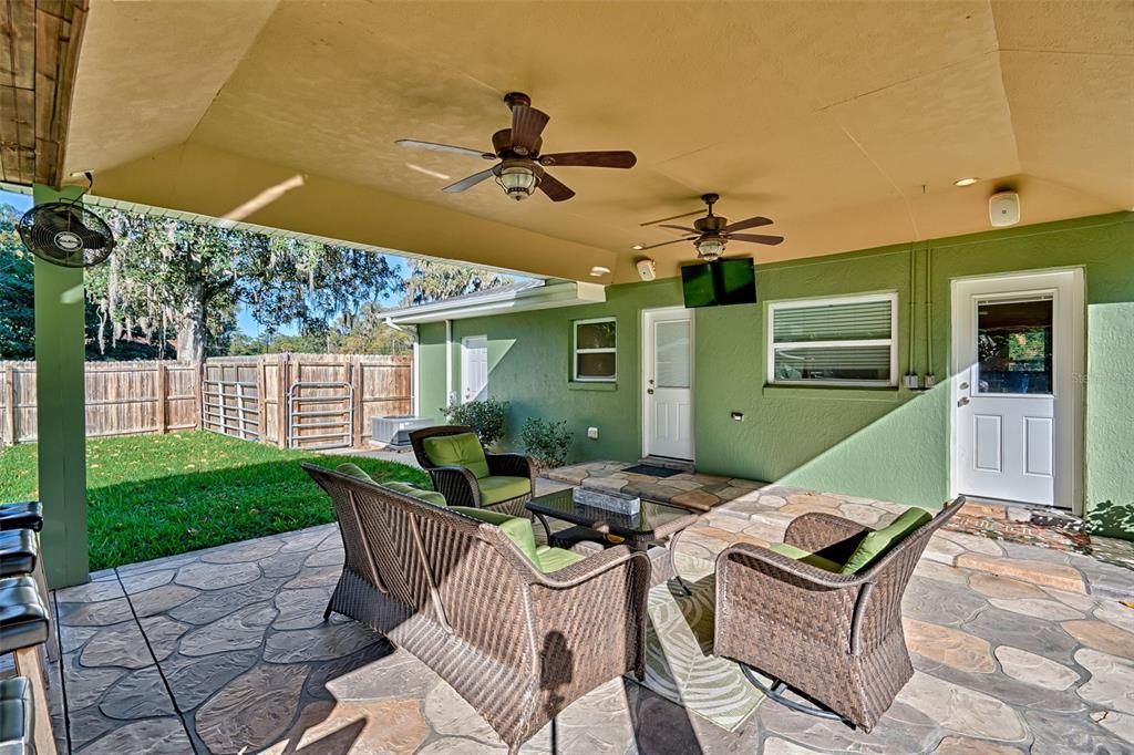 待售: $249,998 (2 贝兹, 2 浴室, 1267 平方英尺)