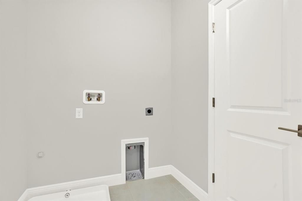 На продажу: $519,900 (3 спален, 2 ванн, 1977 Квадратных фут)