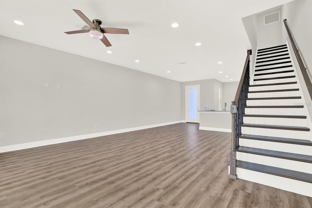 На продажу: $519,900 (3 спален, 2 ванн, 1977 Квадратных фут)