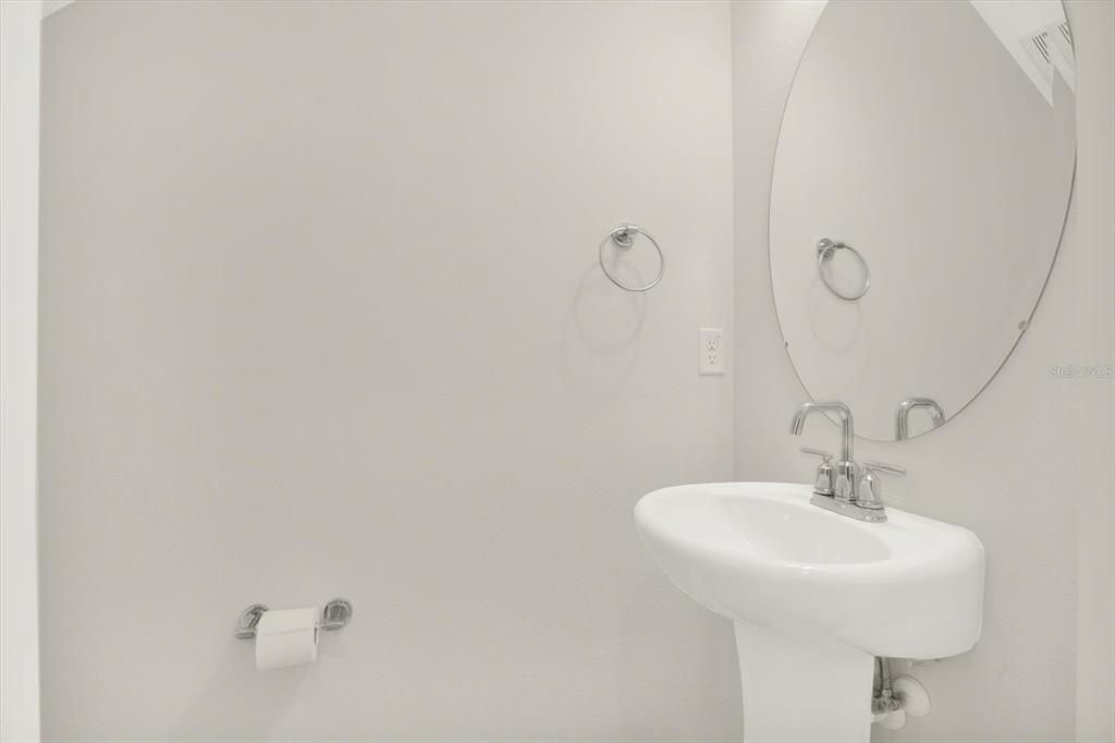 En Venta: $519,900 (3 camas, 2 baños, 1977 Pies cuadrados)