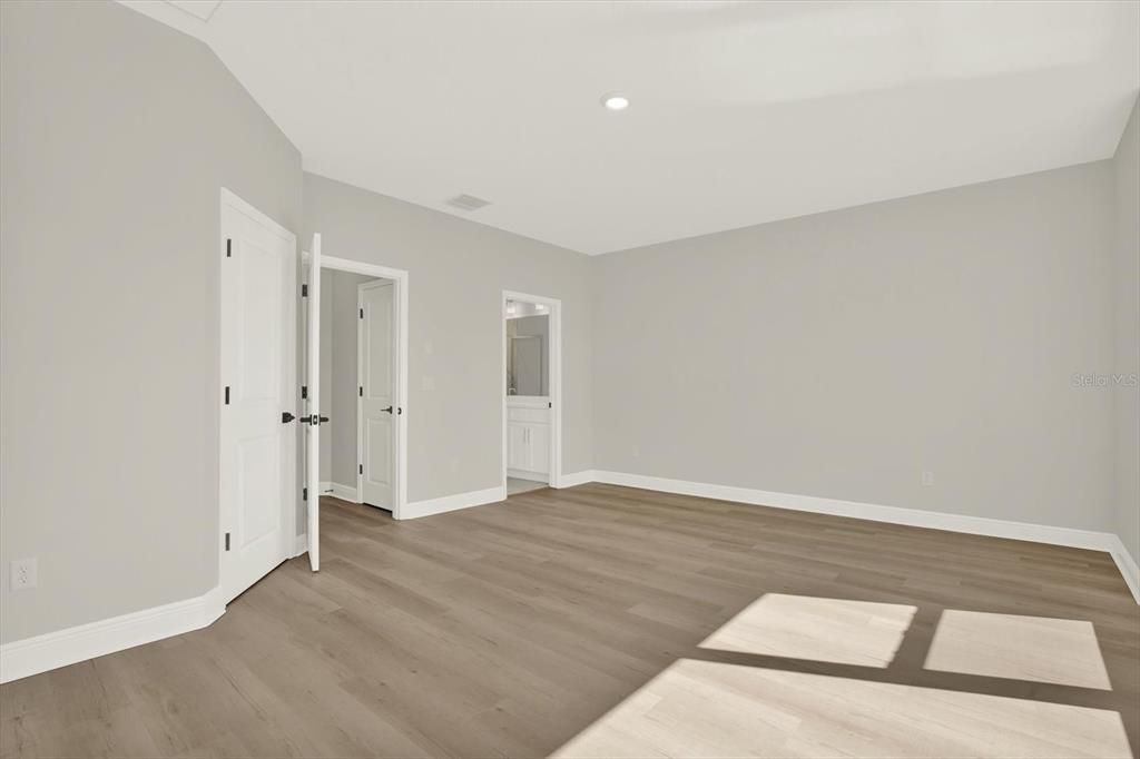 En Venta: $519,900 (3 camas, 2 baños, 1977 Pies cuadrados)