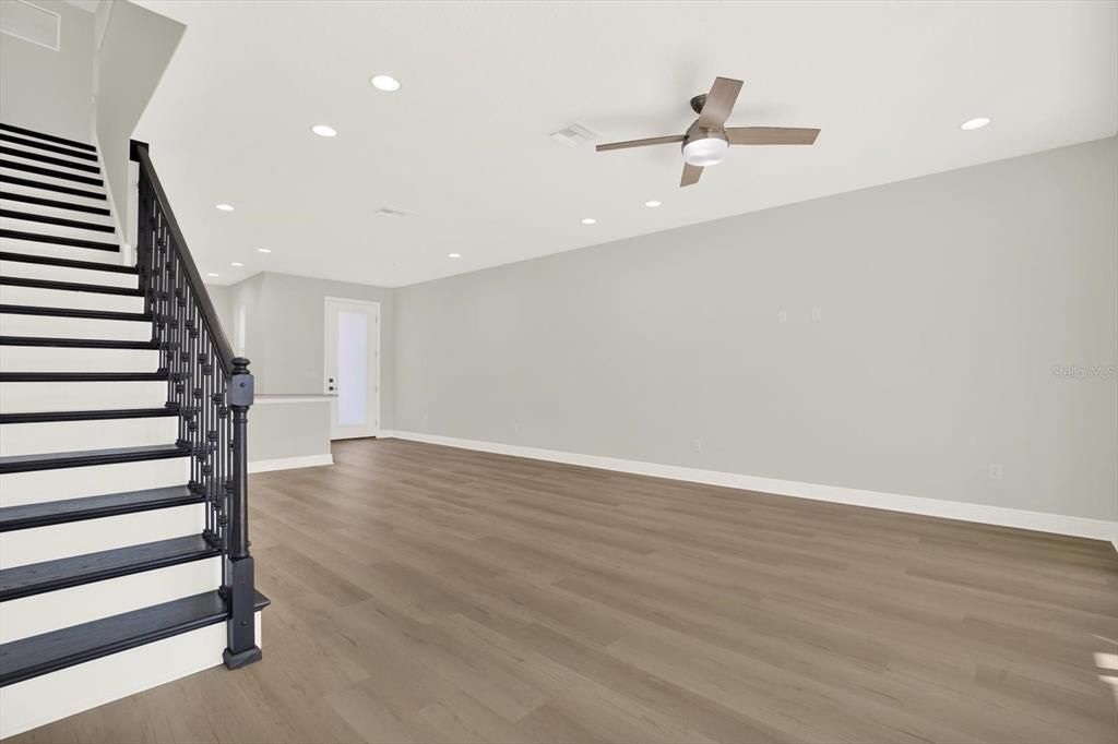 En Venta: $519,900 (3 camas, 2 baños, 1977 Pies cuadrados)