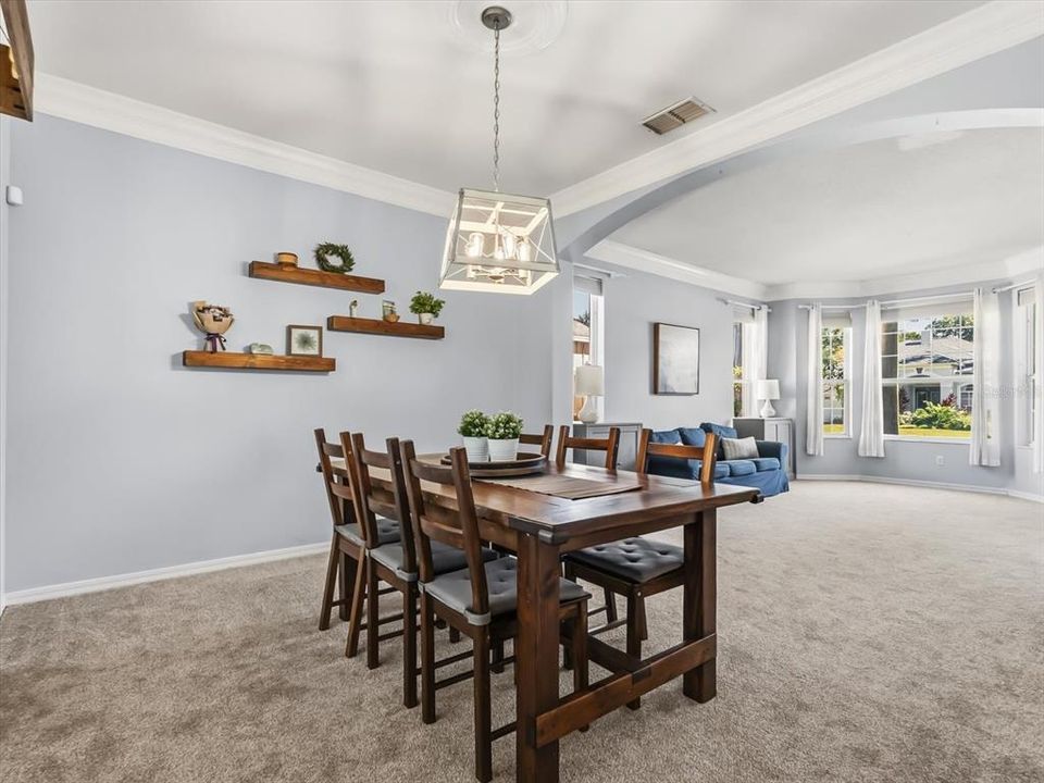 For Sale: $610,000 (4 beds, 2 baths, 2701 Square Feet)