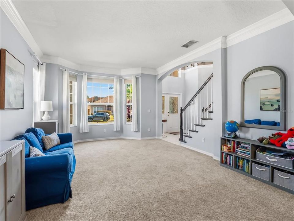 For Sale: $610,000 (4 beds, 2 baths, 2701 Square Feet)