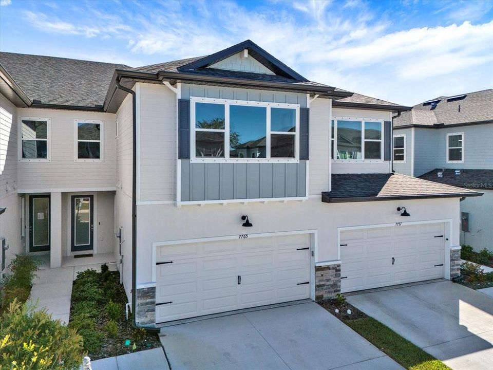 For Sale: $535,000 (3 beds, 2 baths, 1977 Square Feet)