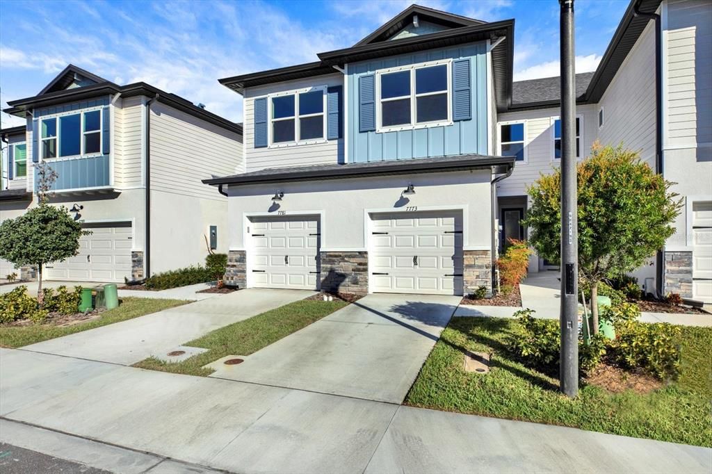 For Sale: $425,000 (2 beds, 2 baths, 1543 Square Feet)