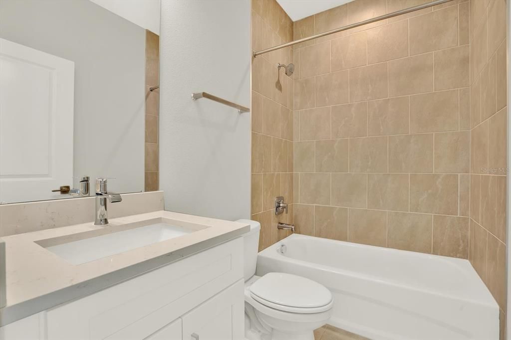 For Sale: $425,000 (2 beds, 2 baths, 1543 Square Feet)