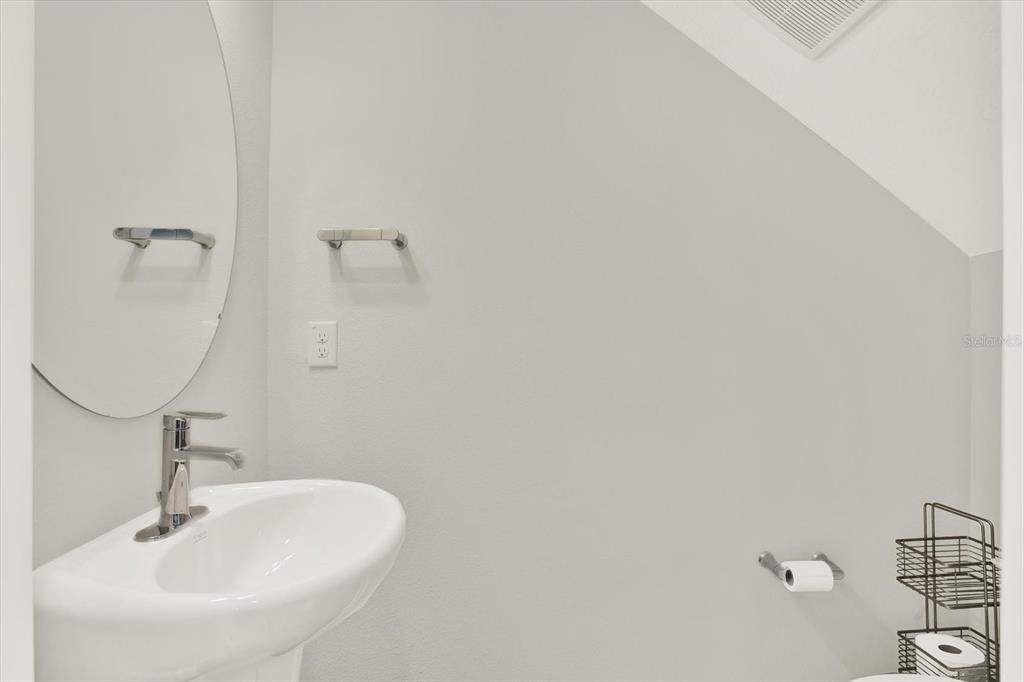 For Sale: $425,000 (2 beds, 2 baths, 1543 Square Feet)