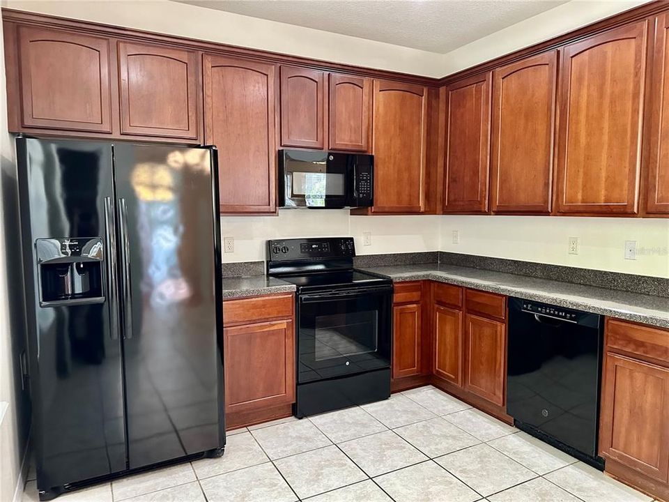 出租: $2,200 (3 贝兹, 2 浴室, 1513 平方英尺)