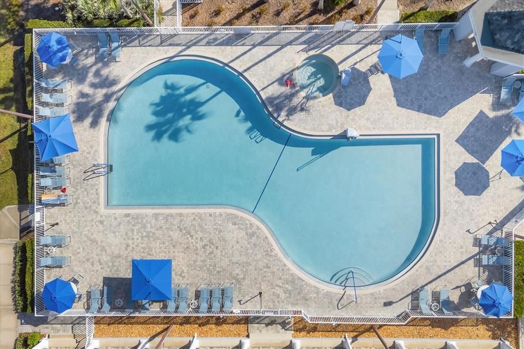 Activo con contrato: $329,000 (3 camas, 2 baños, 1833 Pies cuadrados)