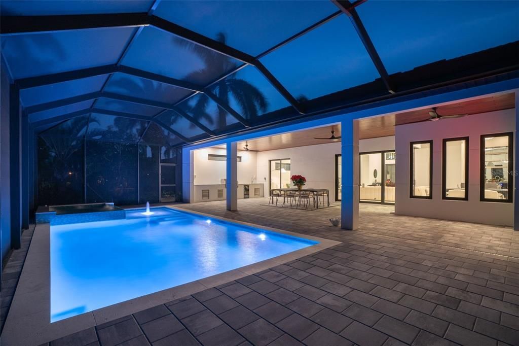 En Venta: $1,190,000 (4 camas, 3 baños, 2567 Pies cuadrados)