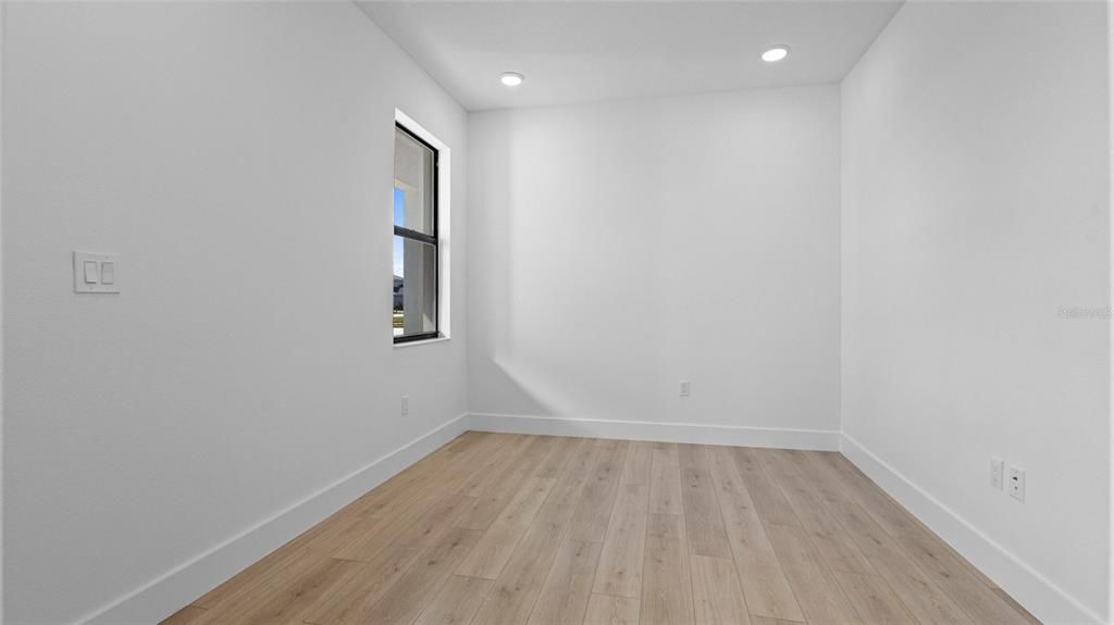 For Sale: $539,990 (2 beds, 2 baths, 1524 Square Feet)