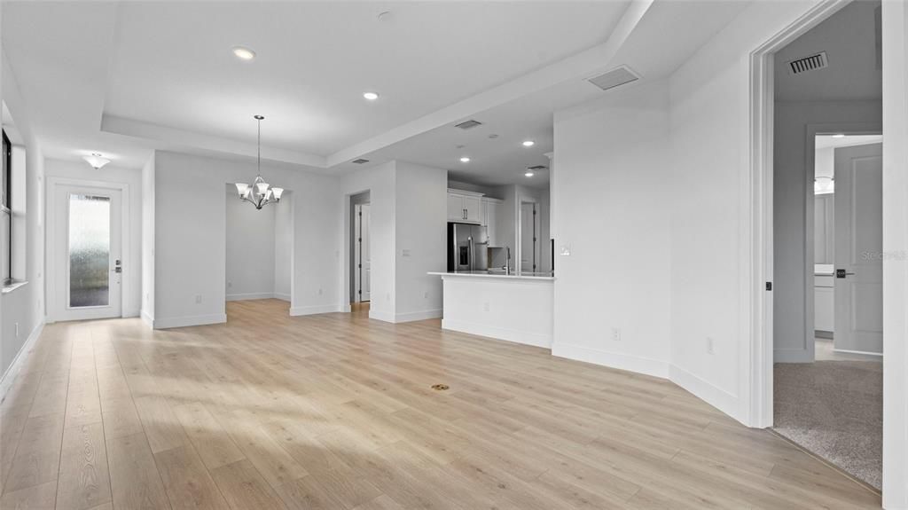 For Sale: $539,990 (2 beds, 2 baths, 1524 Square Feet)