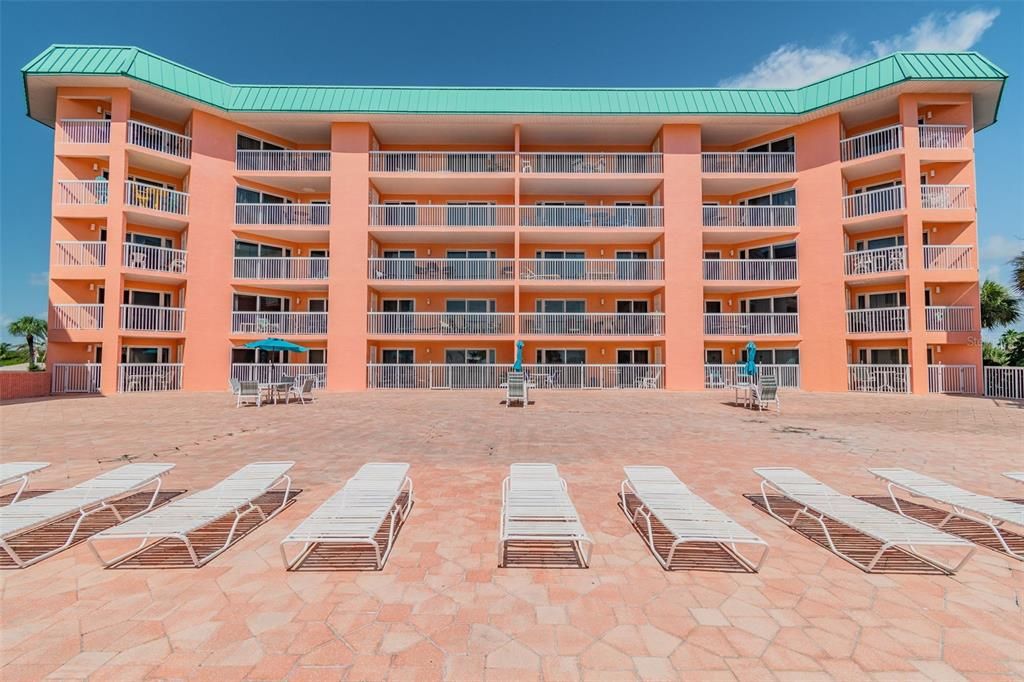 En Venta: $750,000 (2 camas, 2 baños, 1400 Pies cuadrados)