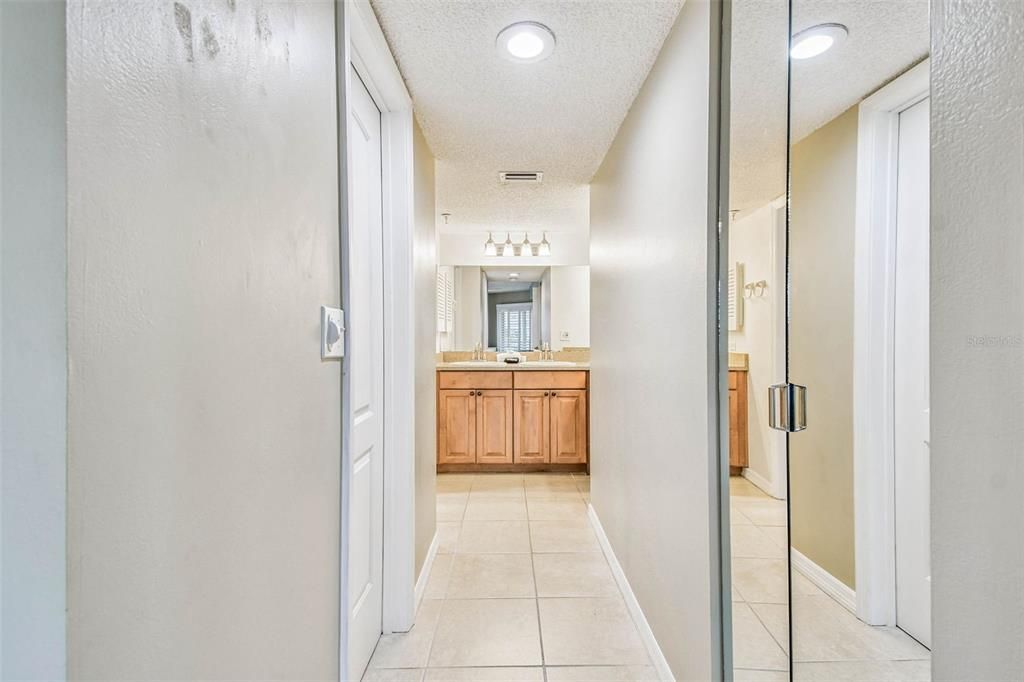 En Venta: $750,000 (2 camas, 2 baños, 1400 Pies cuadrados)