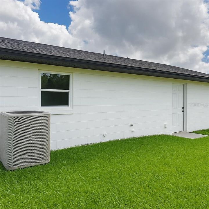 For Sale: $387,000 (3 beds, 2 baths, 1460 Square Feet)