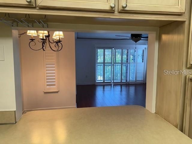 В аренду: $1,500 (2 спален, 2 ванн, 964 Квадратных фут)