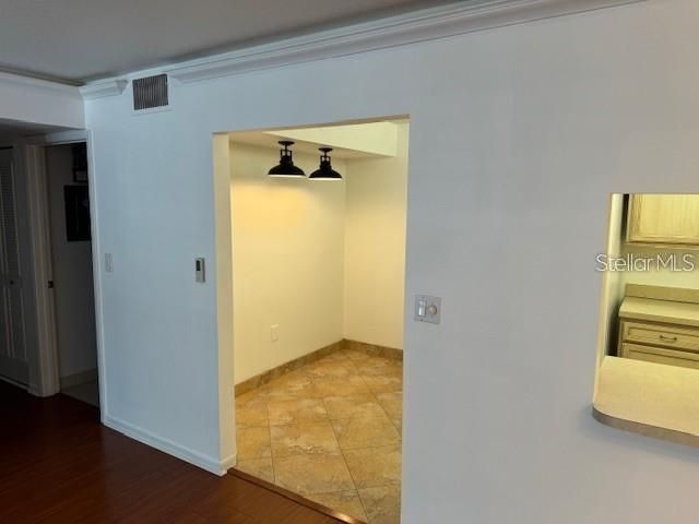 В аренду: $1,500 (2 спален, 2 ванн, 964 Квадратных фут)