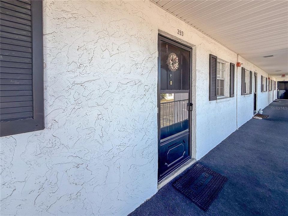 For Sale: $119,900 (2 beds, 1 baths, 951 Square Feet)