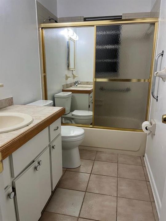 For Sale: $249,500 (3 beds, 1 baths, 1196 Square Feet)