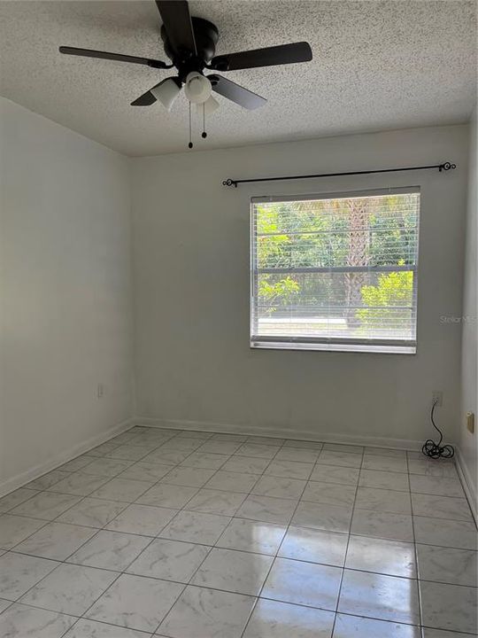 For Sale: $249,500 (3 beds, 1 baths, 1196 Square Feet)