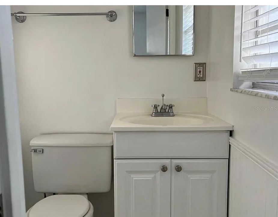 For Sale: $249,500 (3 beds, 1 baths, 1196 Square Feet)