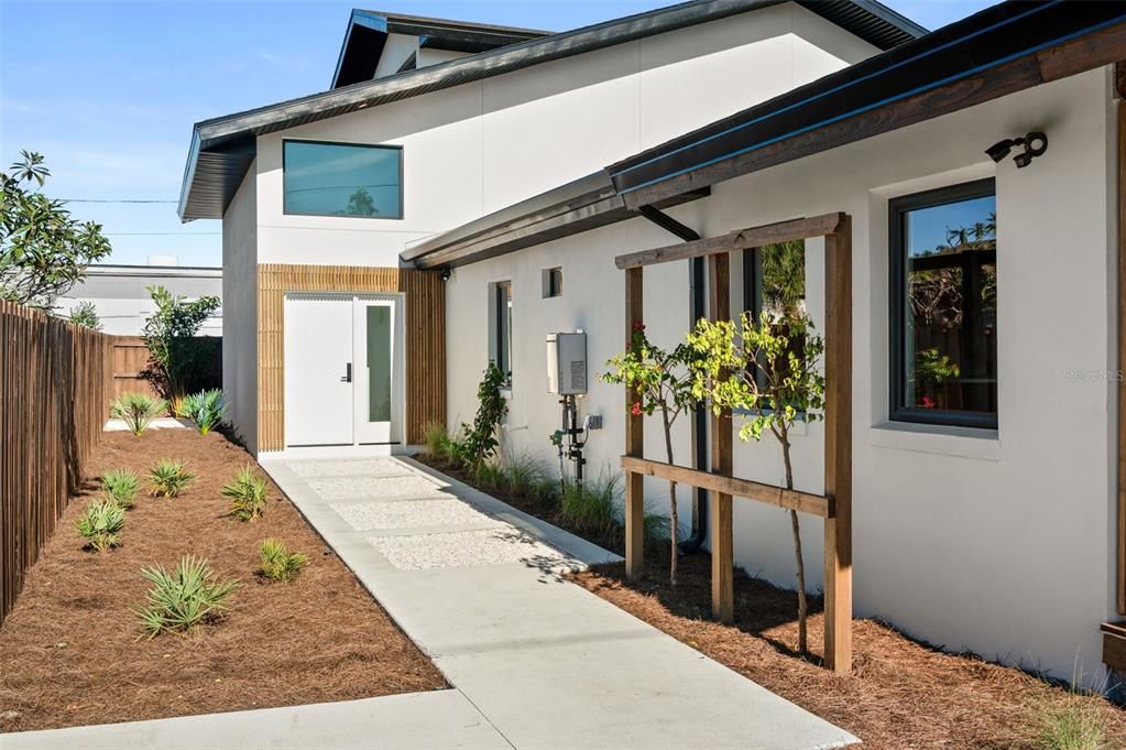 待售: $975,000 (3 贝兹, 3 浴室, 1875 平方英尺)