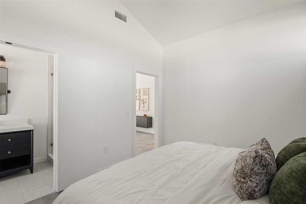 待售: $975,000 (3 贝兹, 3 浴室, 1875 平方英尺)