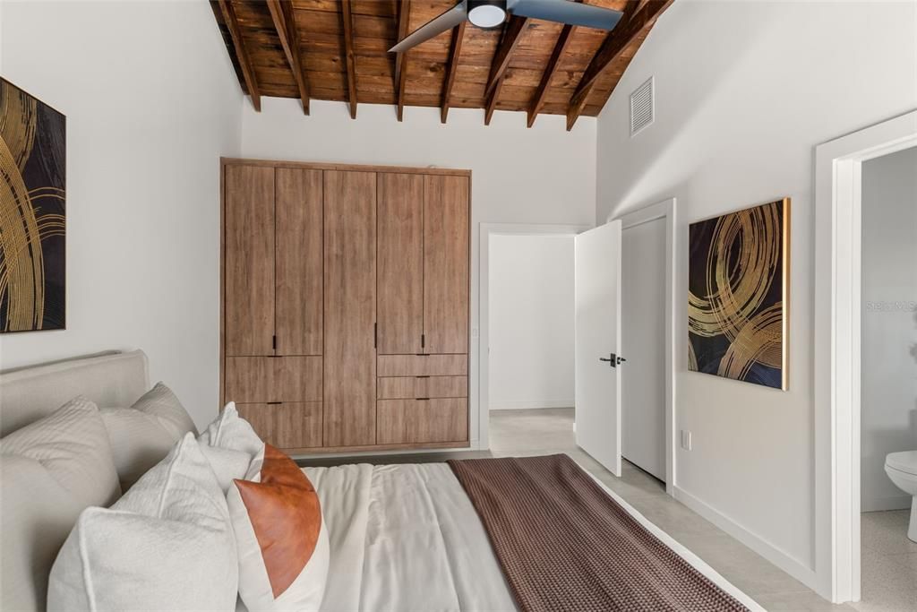 待售: $975,000 (3 贝兹, 3 浴室, 1875 平方英尺)