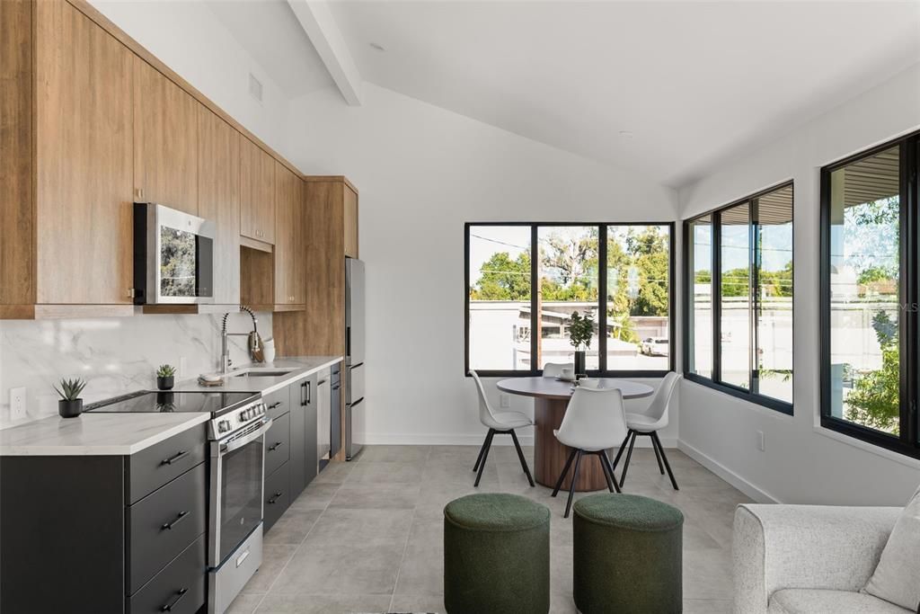 待售: $975,000 (3 贝兹, 3 浴室, 1875 平方英尺)