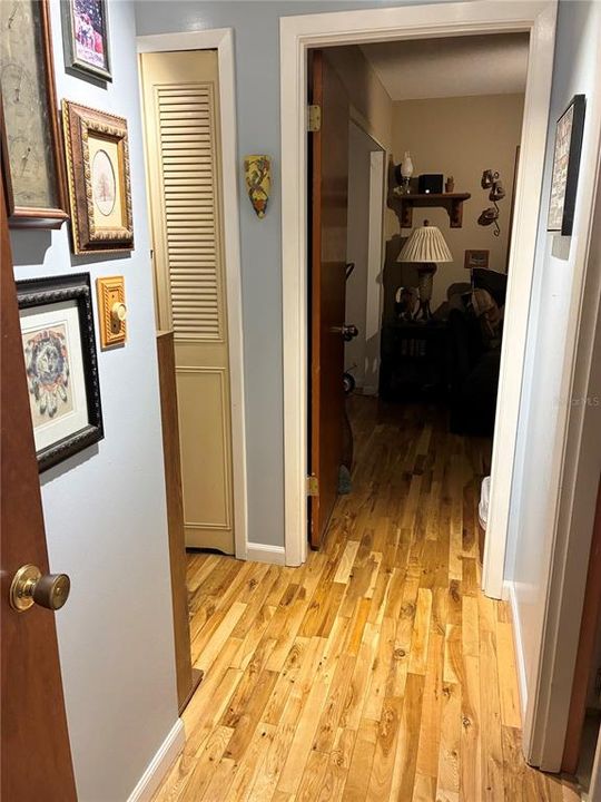 Activo con contrato: $449,900 (4 camas, 3 baños, 1829 Pies cuadrados)