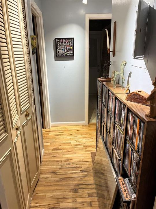 Activo con contrato: $449,900 (4 camas, 3 baños, 1829 Pies cuadrados)