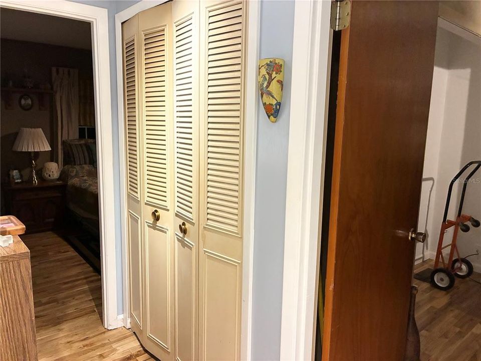 Activo con contrato: $449,900 (4 camas, 3 baños, 1829 Pies cuadrados)