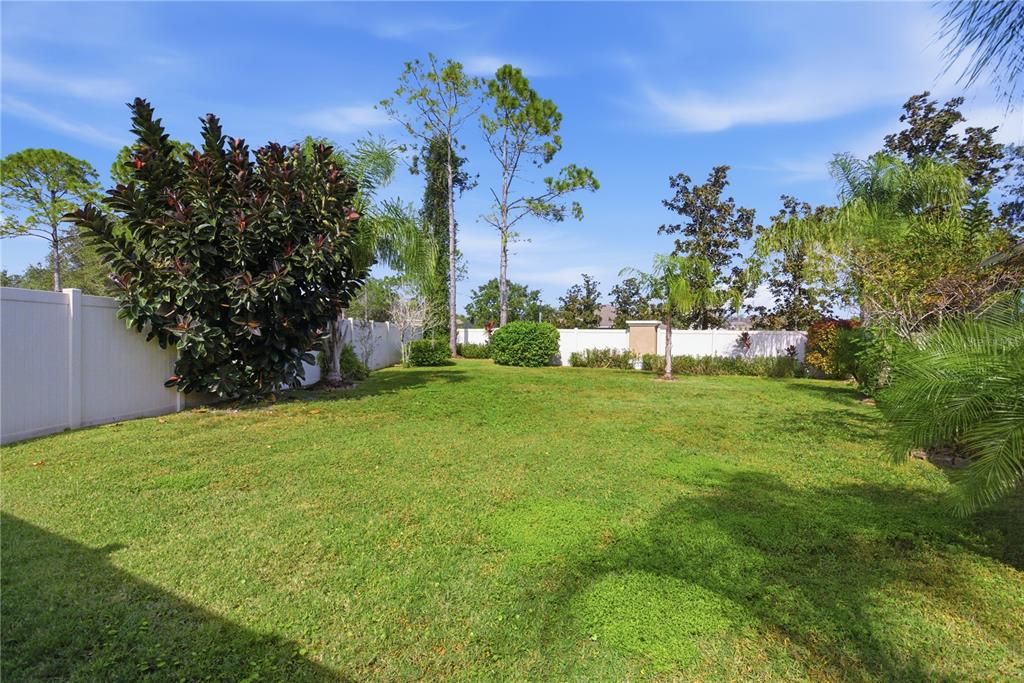 Activo con contrato: $419,900 (4 camas, 3 baños, 2190 Pies cuadrados)