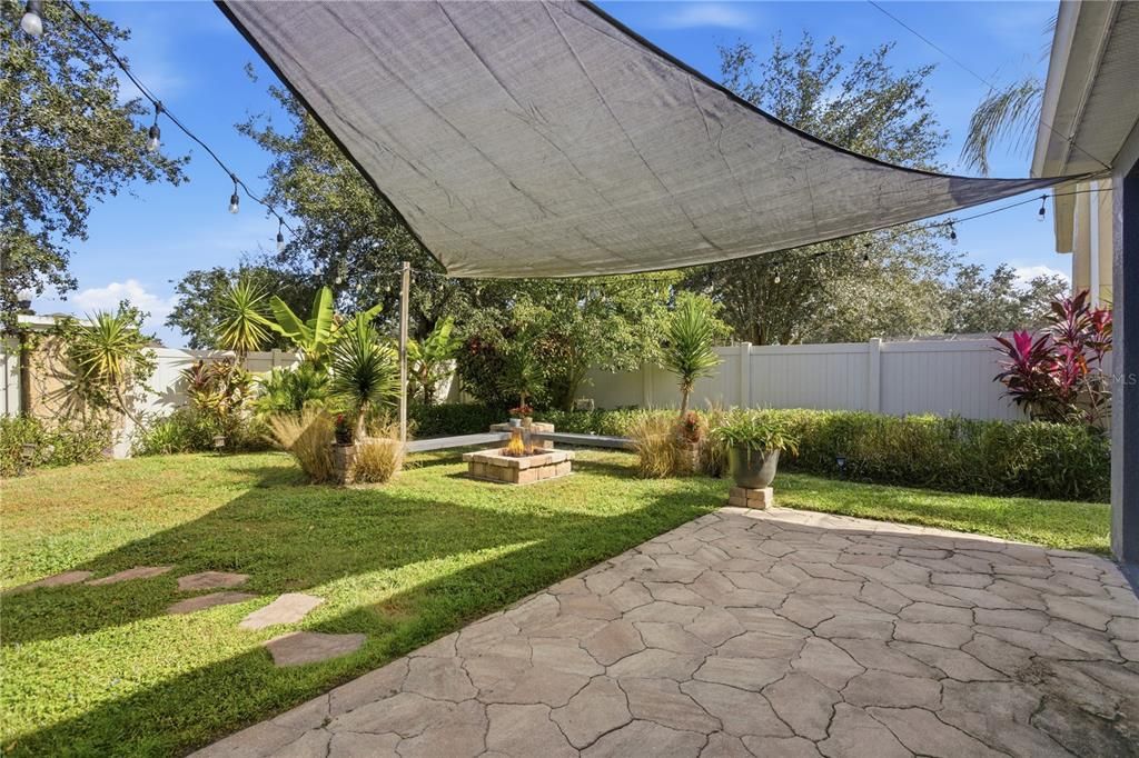 Activo con contrato: $419,900 (4 camas, 3 baños, 2190 Pies cuadrados)