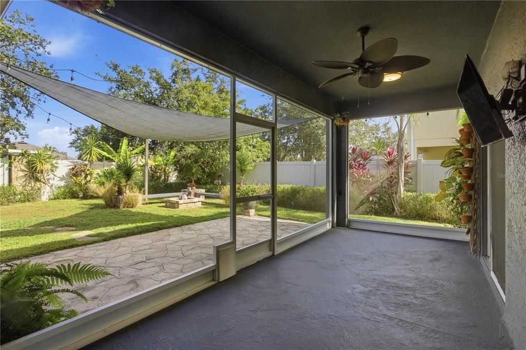 Activo con contrato: $419,900 (4 camas, 3 baños, 2190 Pies cuadrados)