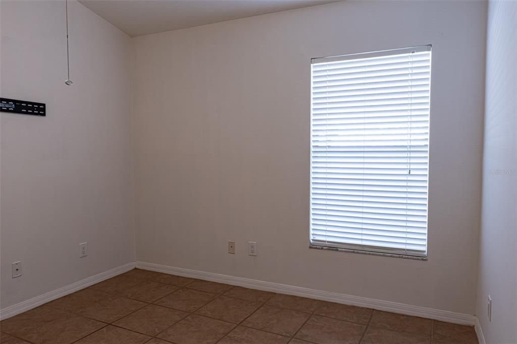 For Sale: $395,000 (4 beds, 2 baths, 1760 Square Feet)