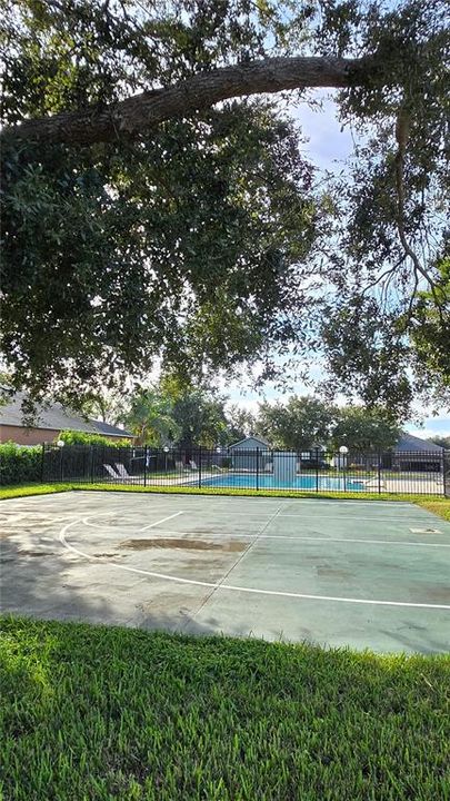 For Sale: $395,000 (4 beds, 2 baths, 1760 Square Feet)