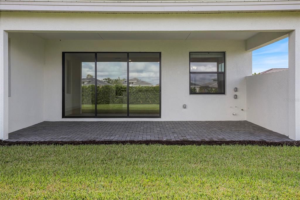 待售: $679,990 (2 贝兹, 2 浴室, 1946 平方英尺)