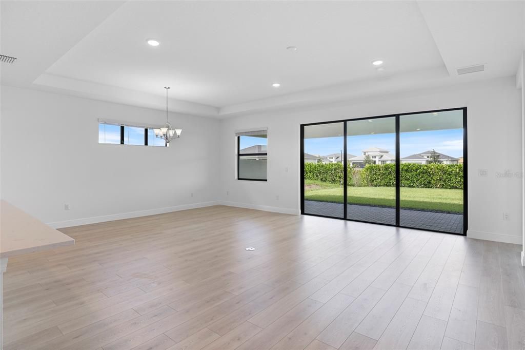 待售: $679,990 (2 贝兹, 2 浴室, 1946 平方英尺)