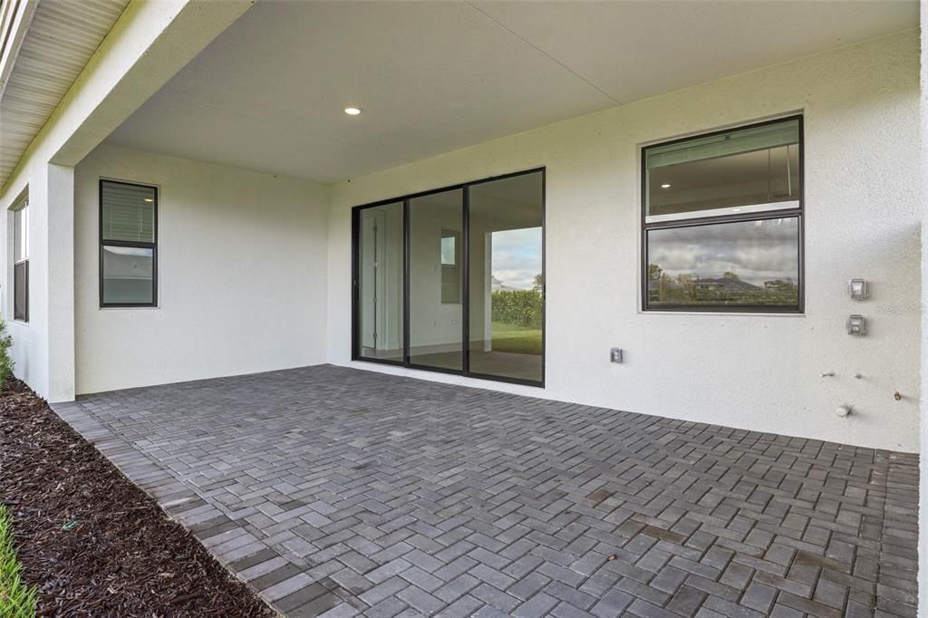 待售: $679,990 (2 贝兹, 2 浴室, 1946 平方英尺)