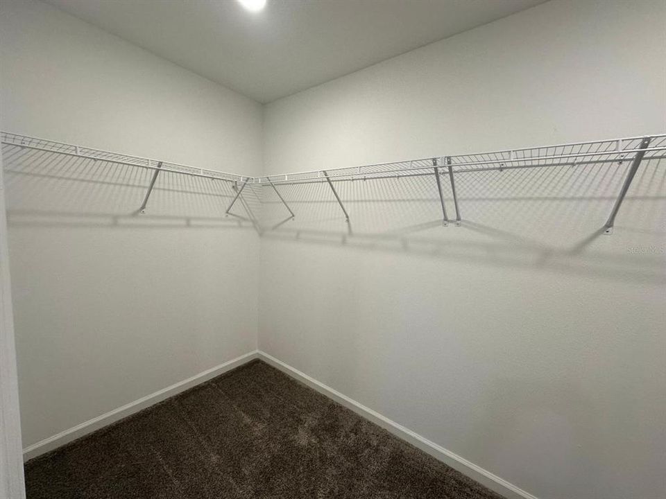 В аренду: $2,000 (4 спален, 2 ванн, 1879 Квадратных фут)