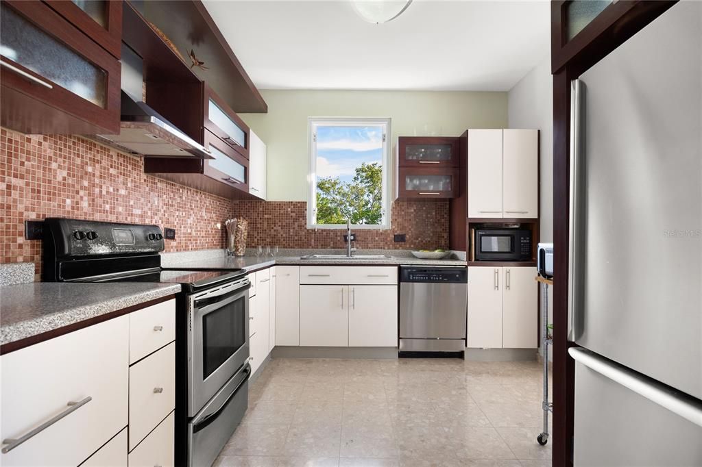 待售: $2,695,000 (4 贝兹, 3 浴室, 3018 平方英尺)