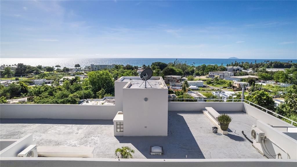 待售: $2,695,000 (4 贝兹, 3 浴室, 3018 平方英尺)