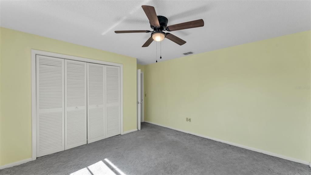 待售: $205,000 (2 贝兹, 2 浴室, 1377 平方英尺)