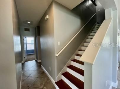 En Renta: $2,400 (4 camas, 2 baños, 2546 Pies cuadrados)