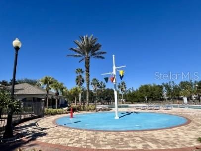 En Renta: $2,400 (4 camas, 2 baños, 2546 Pies cuadrados)