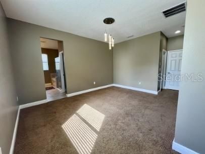 En Renta: $2,400 (4 camas, 2 baños, 2546 Pies cuadrados)