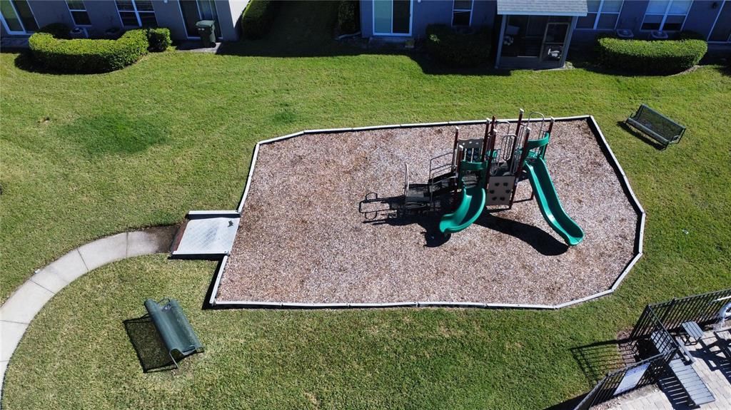 For Rent: $2,200 (3 beds, 2 baths, 1345 Square Feet)